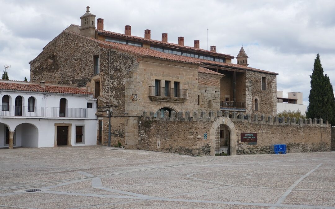 Where to stay in Garrovillas: Hospedería Puente de Alconétar